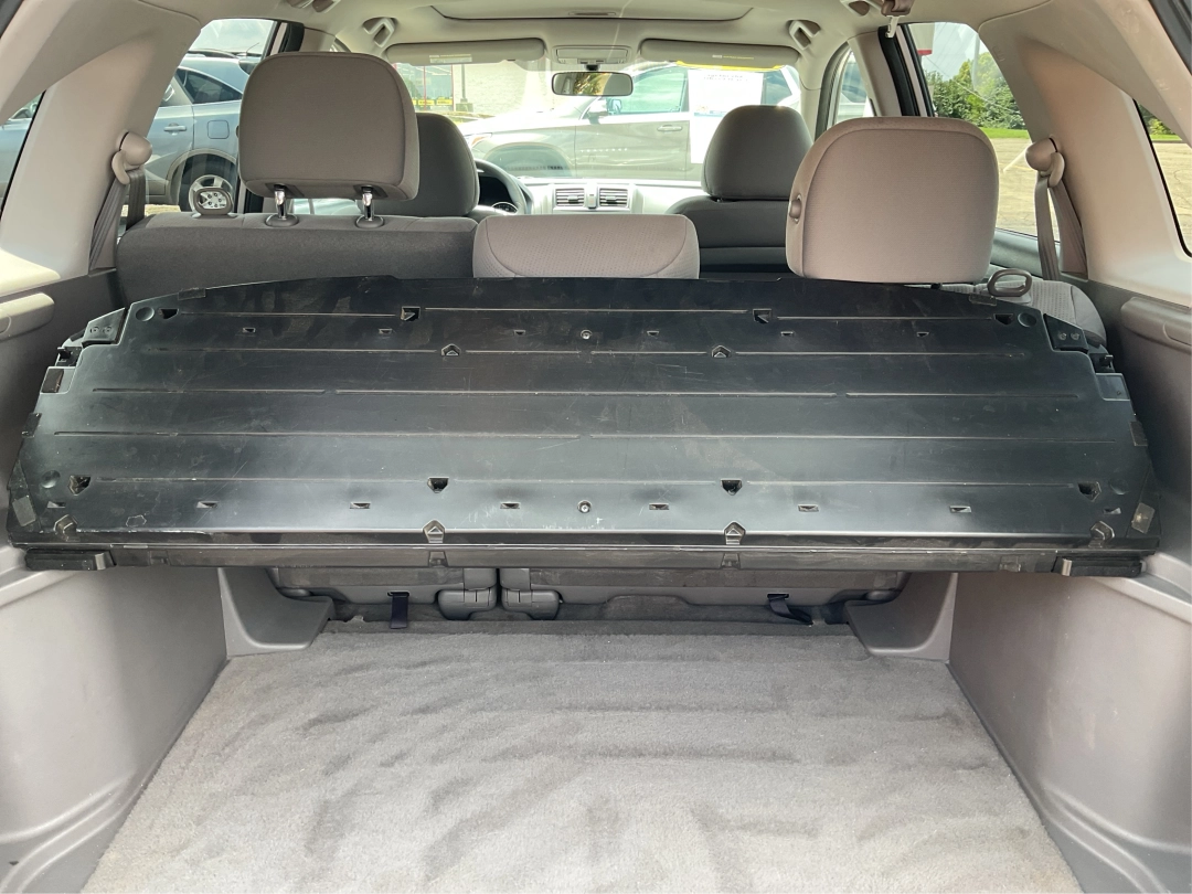 2010 Honda CR-V EX (5J6RE3H58AL) with an 2.4L I-4 DOHC engine, located at 880 E. National Road, Vandalia, OH, 45377, (937) 908-9800, 39.891918, -84.183594 - **Discover Your Next Adventure with the 2010 Honda CR-V EX from Advantage Car and Credit!**<br /> <br /> Are you ready to elevate your daily commute or embark on memorable weekend getaways? The 2010 Honda CR-V EX is the perfect companion for both the busy professional and the adventurous family. Wit - Photo#12